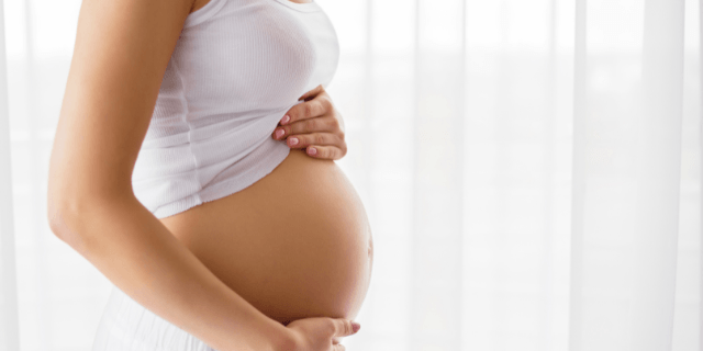 Questi sono i nutrienti chiave di cui tu e il tuo bambino avete bisogno durante la gravidanza